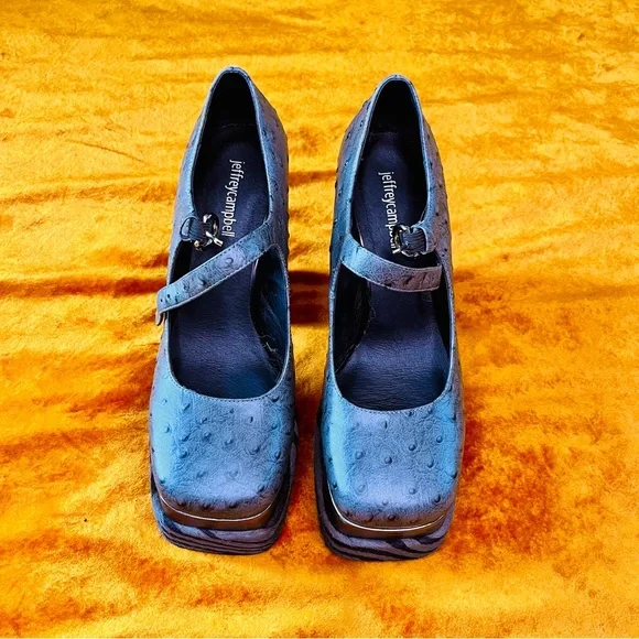 • Jeffrey Campbell Chillin-F platform pump in Grey Ostrich (size 8) - Picture 3 of 7